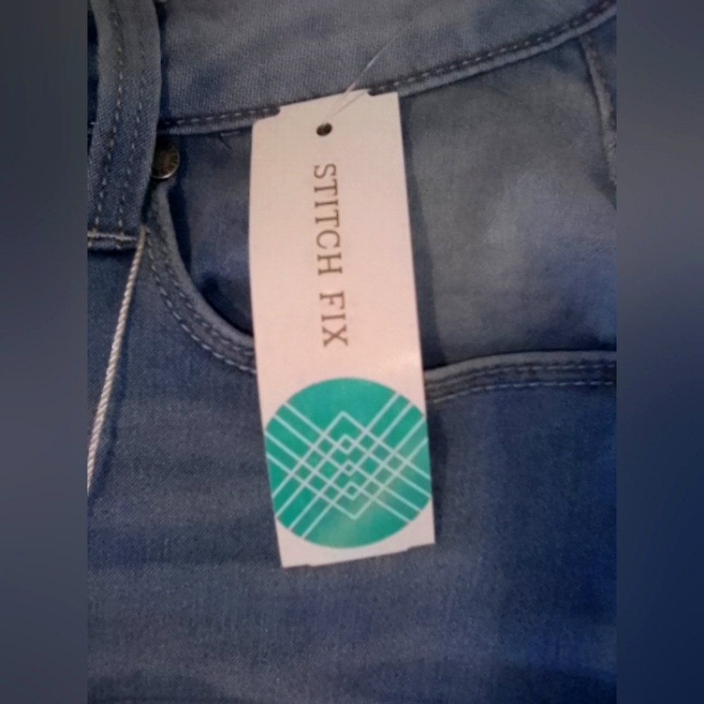NWT 1822 Denim blue jean Capri's, size 16W, light wash - Picture 4 of 7